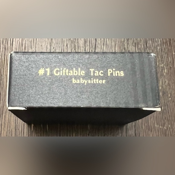 Vintage Avon #1 Babysitter Tac Pin Brooch w/ Rhinestones Gold Tone with box - Picture 3 of 7